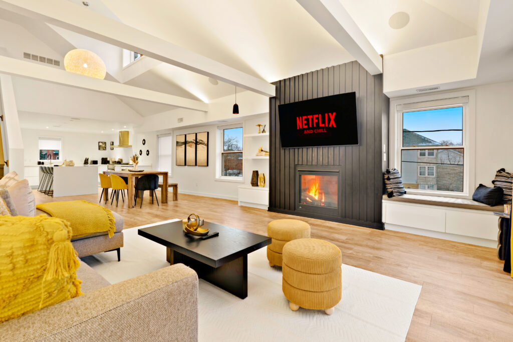 A well-furnished Airbnb living room in Niagara Falls managed by HAH Developments.