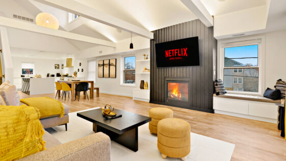 A well-furnished Airbnb living room in Niagara Falls managed by HAH Developments.