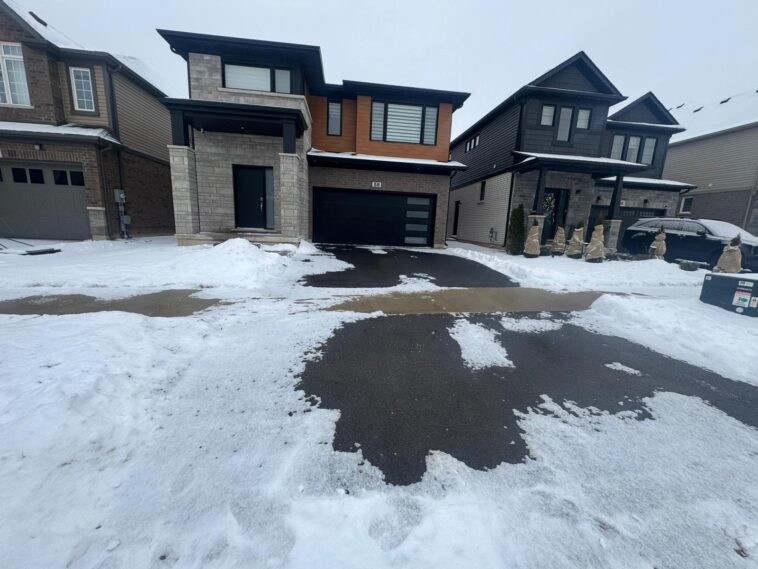 On-time snow clearing in Niagara Falls by NLLC team using professional snow removal equipment